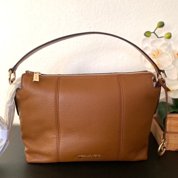 Michael Kors Handbags - Michael Kors Brooke MD EW Shld Crossbody